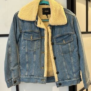 Stylish warm denim jacket